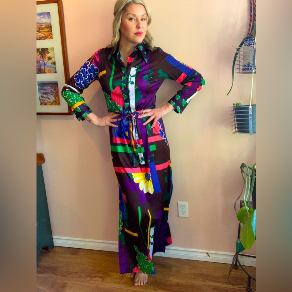 Vintage 1970's 'Marissa' Funky Floral & Foliage Print Shirt Dress Maxi Gown
